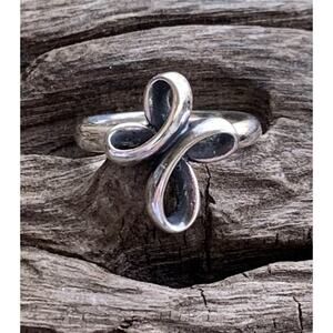James Avery Sterling Silver Eternal Ribbon Cross Ring Size 6